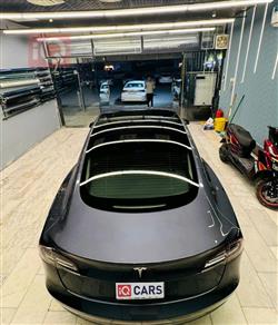 تسلا موديل 3